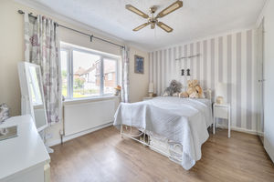 Bedroom- click for photo gallery